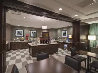 Hampton Inn & Suites Columbus/University Area Hotels near Jack Nicklaus Museum