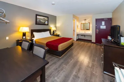 Econo Lodge Hotels in Edson
