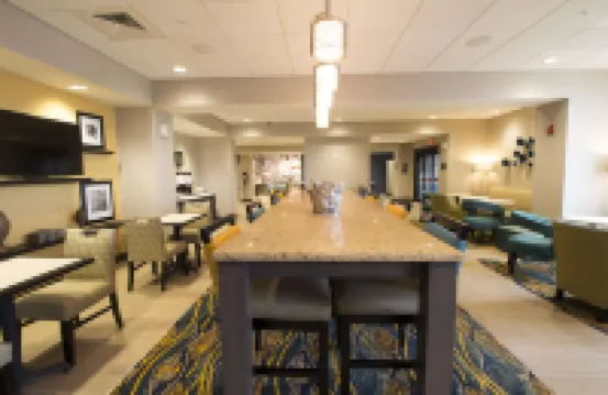 Hampton Inn Decatur Southeast
