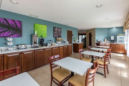 Sleep Inn Fayetteville I-95 Отели в г. Камберленд