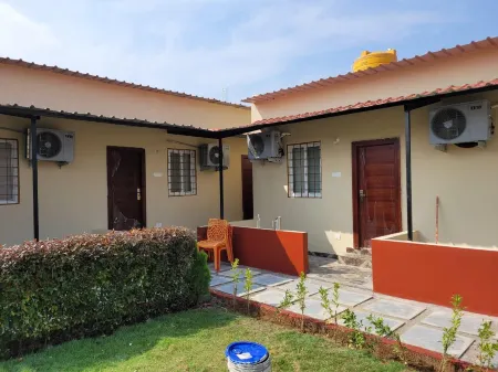 Exotikka Guest Inn Отели в г. Анантаперам