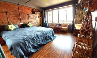 Cafe Beyond and Guest House