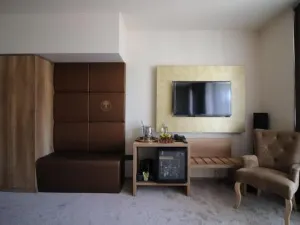 Baobab Suites