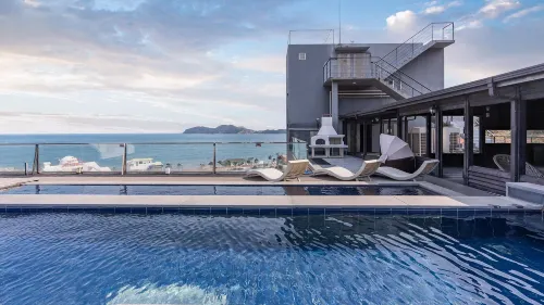 Hinoki Seawater Steaming Resort