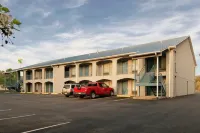 Americas Best Value Inn- Rome Hotels in der Nähe von State Mutual Stadium