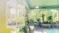 Days Inn by Wyndham Levis - Family