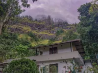 Elkaduwa Bungalow Hotels in Matale