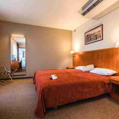 Liva Hotel Rooms