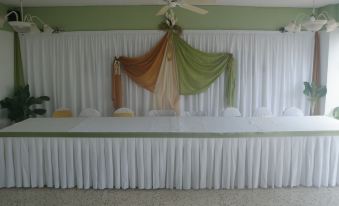 Relax Resort