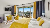 Cannes Marina Appart Hotel Mandelieu Hotels in Theoule-sur-Mer