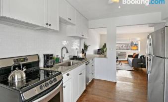 Picturesque 1Br Apartment in Arlington Heights - Salem 8C - Housity