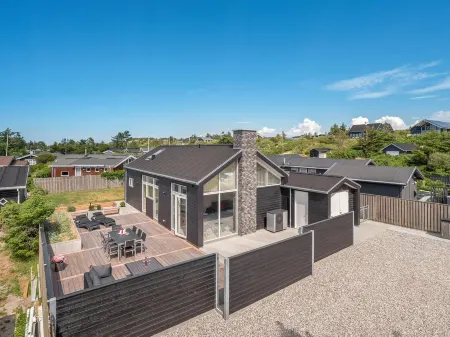 "Erk" - 700m from the Sea Отели рядом с достопримечательностью «Blokhus Strand»