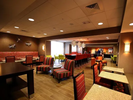 Hampton Inn Texarkana Отели в г. Тексаркана