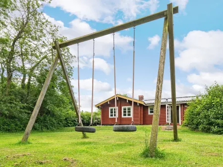 "Ernestine" - 500m to the Fjord Отели в г. Egernsund