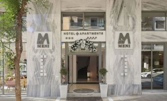 Meni Hotel & Apartments