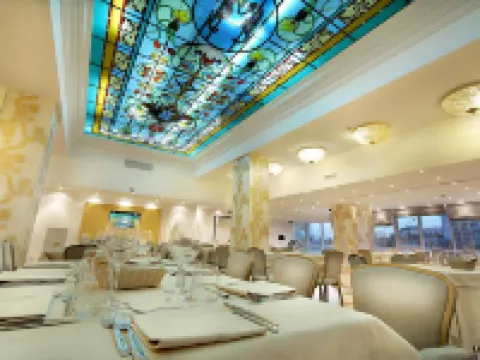 メディタラネオ パレス ホテル ラグーザのホテル