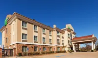 Holiday Inn Express & Suites HENDERSON-TRAFFIC STAR by IHG - Ramah keluarga
