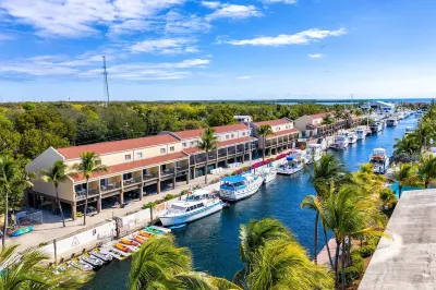 Waterside Suites and Marina Hotels in Key Largo