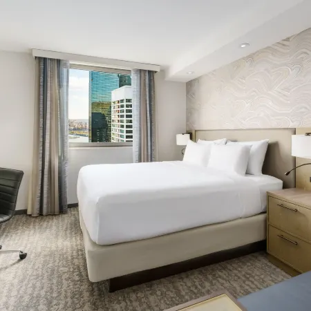 Residence Inn New York Downtown Manhattan/Financial District Отели рядом с достопримечательностью «Станция PATH Exchange Place»