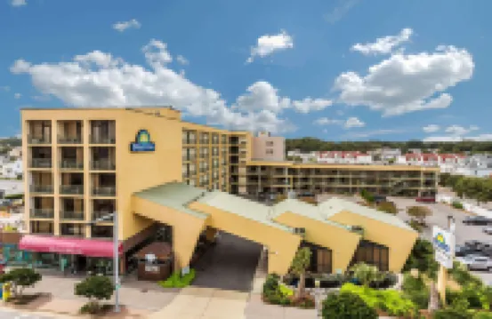 Days Inn by Wyndham Virginia Beach at the Beach Hotels in 