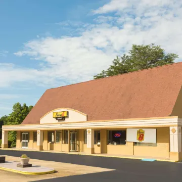 Super 8 by Wyndham Asheville Airport