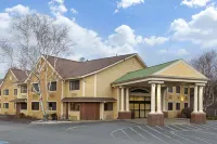 Best Western Plus the Inn at Sharon/Foxboro Hotels in Sharon