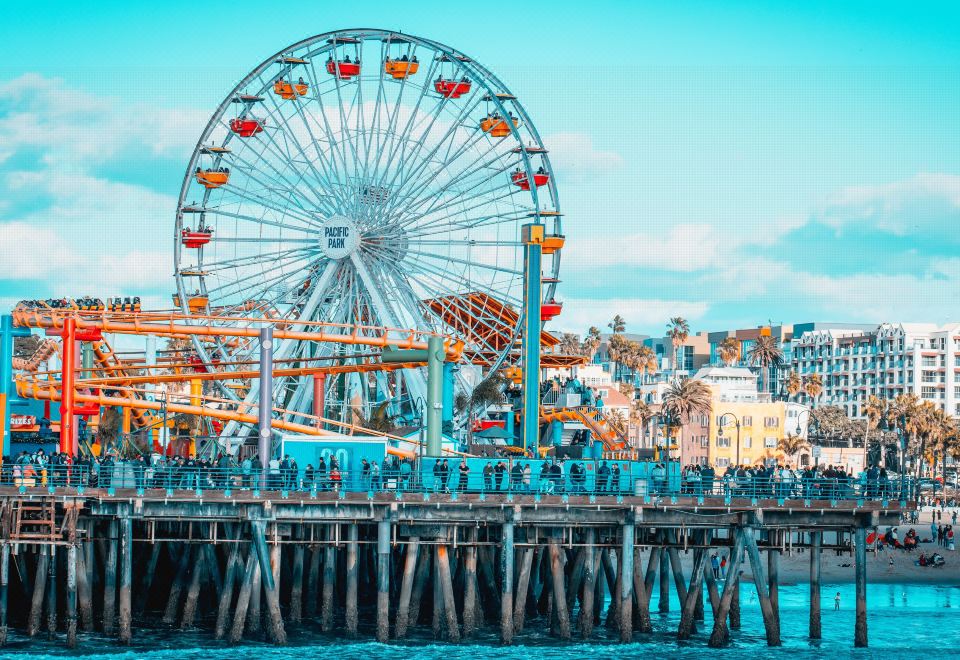 3. 더 피어사이드 ..