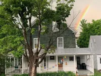 Terrapin Hostel Hotels in Carrabassett Valley