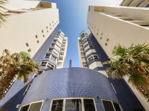 4Br Seaview Apt Private Balcony &Parking