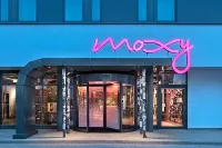 Moxy Duesseldorf City Hotels near Christuskirche - Evangelische Emmaus Kirchengemeinde Düsseldorf