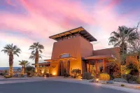 Hilton Grand Vacations Club Palm Desert Hotel berhampiran Stater Bros. Markets