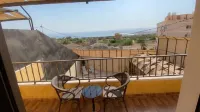 Lacasa Chalet Panoramic View to Dead Sea - Хоумстей