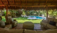 Villa Golf and Beach Holiday Rental Private Pool BBQ Maid Service
