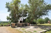 Meridiana Holiday House with Shared Swimming Pool