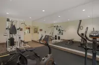 Quality Inn & Suites Chambersburg - Gym