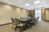 Comfort Suites Medical Center Near Six Flags