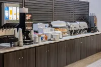 La Quinta Inn & Suites by Wyndham Norfolk - Desayuno