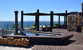 Radisson Blu Acqua Hotel and Spa Concon