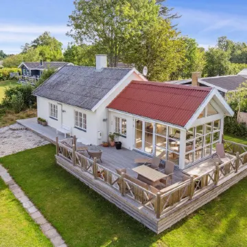 "Meinolf" - 200m from the Sea