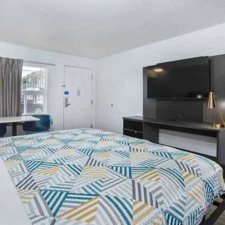 Motel 6 Bend, or