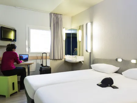 Hôtel Ibis Budget Paris Porte de Montmartre