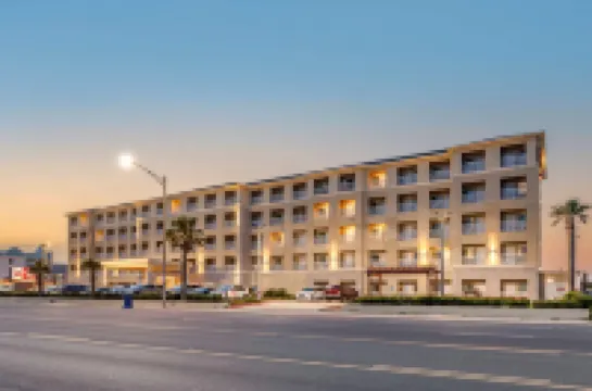 Best Western Plus Galveston Suites
