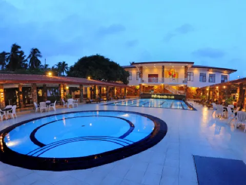 The Full Moon Hotel Katunayake バンダラナイケ国際空港周辺のホテル