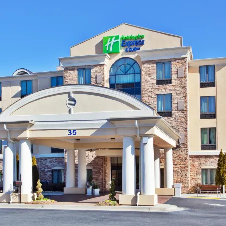 Holiday Inn Express & Suites ROME by IHG