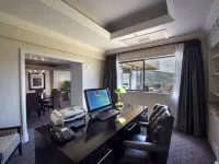 The Cascades Hotel at Sun City Resort - parking