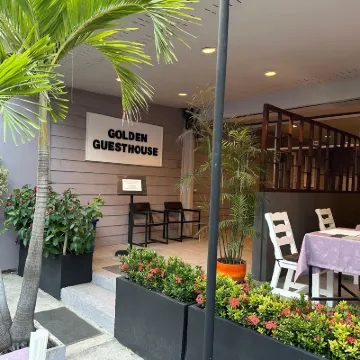 Golden Guesthouse by the Beach Cha Am Hotel dekat Pantai Cha-am
