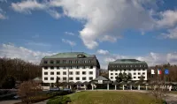 Hotel Globus Các khách sạn gần Dendrologicka zahrada