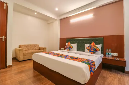 FabHotel Lime Tree Near Yashobhoomi Convention Centre