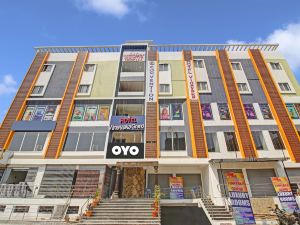Super OYO Collection O Vinayaka Luxury Stays