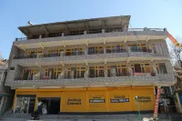 Jasmine Bed & Breakfast Hotel berhampiran Lapangan Terbang Kullu Manali